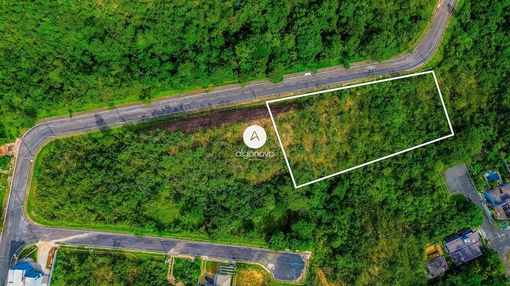 Algo Novo Imob vende excelente terreno com escritura, 3.751,50m², com uma linda ...