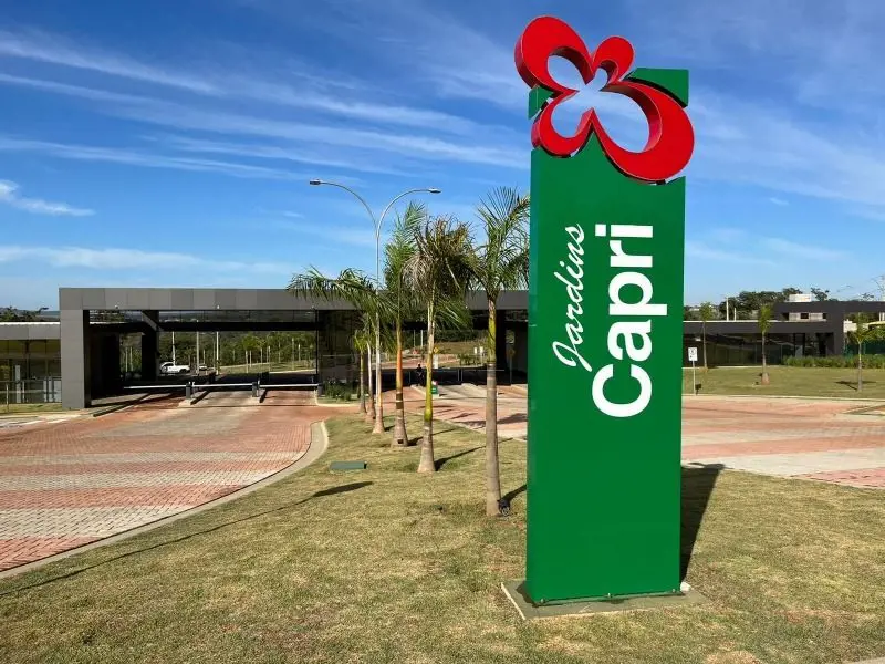 HENRIQUE: 9 8 1 9 8-4 2 4 0 (whatsapp) Excelente Lote Esquina Jardins Capri, Vis...