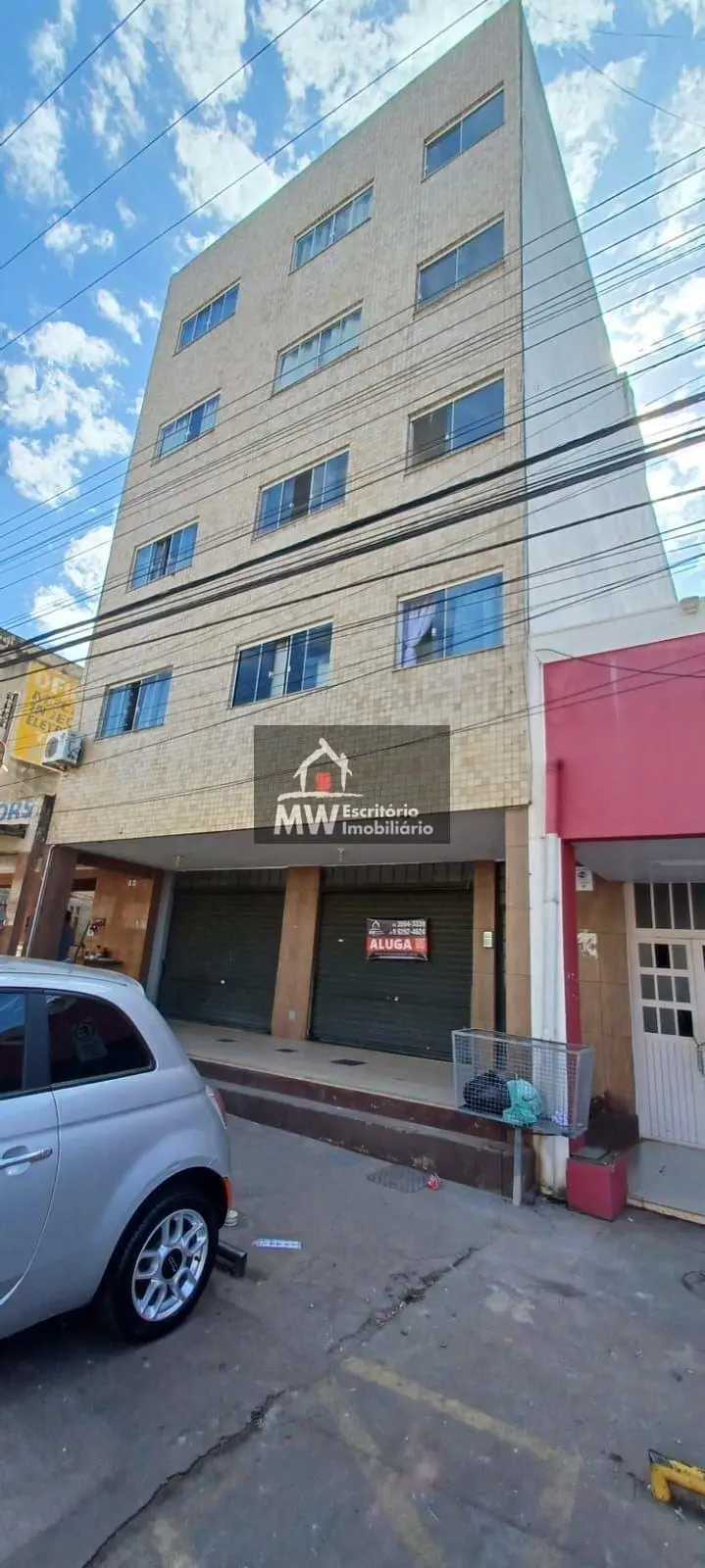 - MW Vende Apartamento na Região do Grande Colorado, Comércio Local do Condomíni...