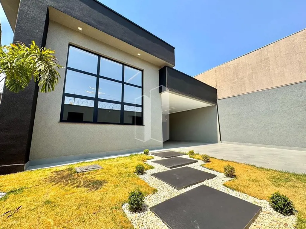 Excelente casa nova no Jardim América ótimo local, 3 suítes plenas, com janelas ...