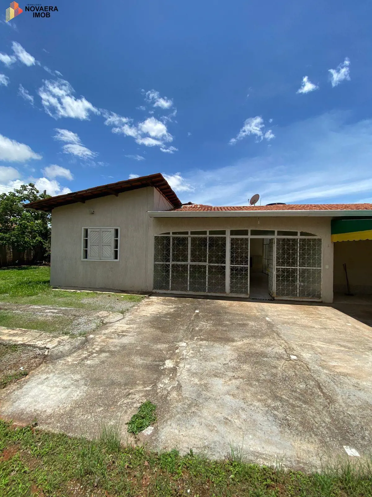À VENDA - EXCELENTE CASA EM CONDOMÍNIO ENTRE LAGOSEsta é a casa ideal para quem ...