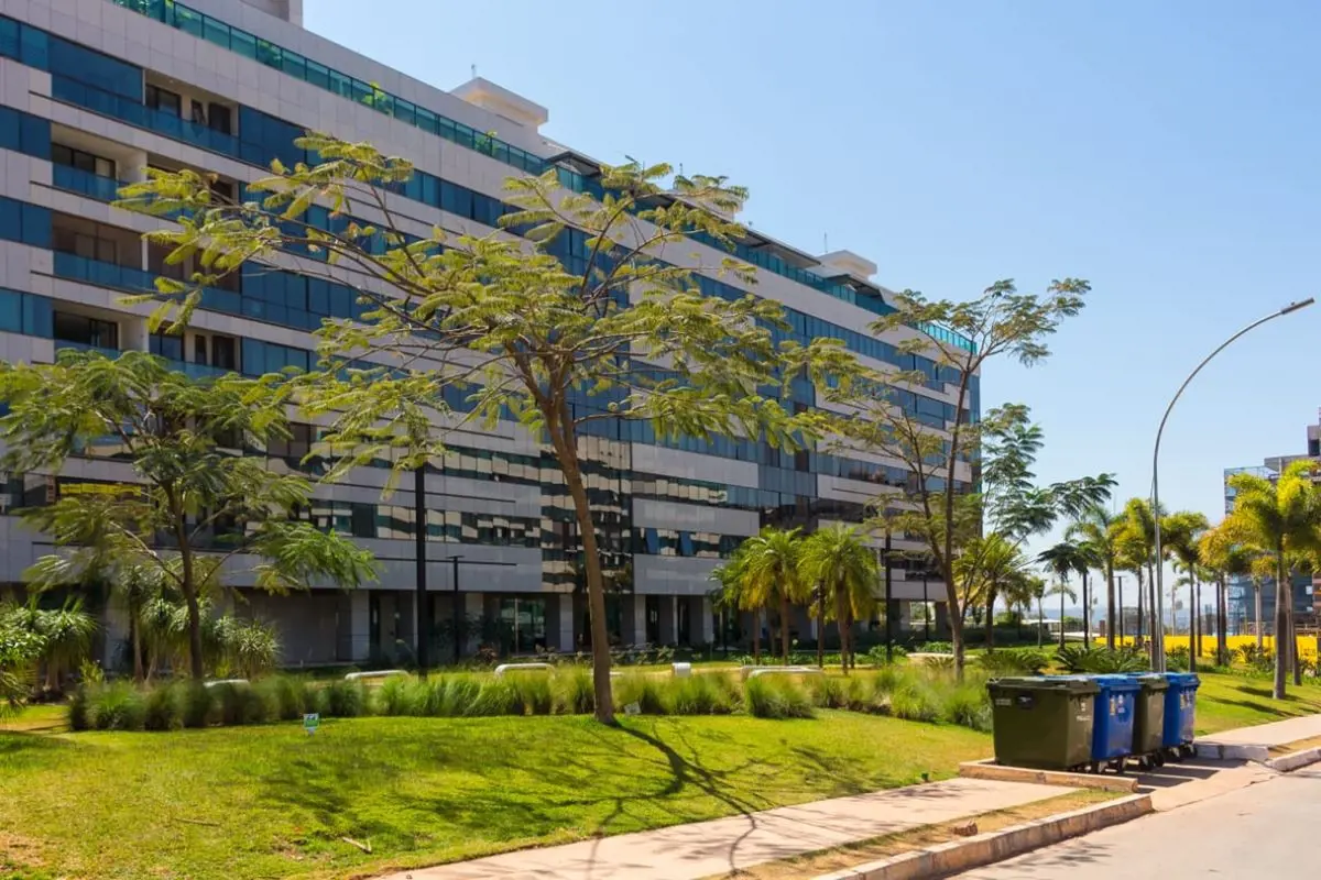 Excelente apartamento de 3 suites , duas vagas com muitos armários planejados em...