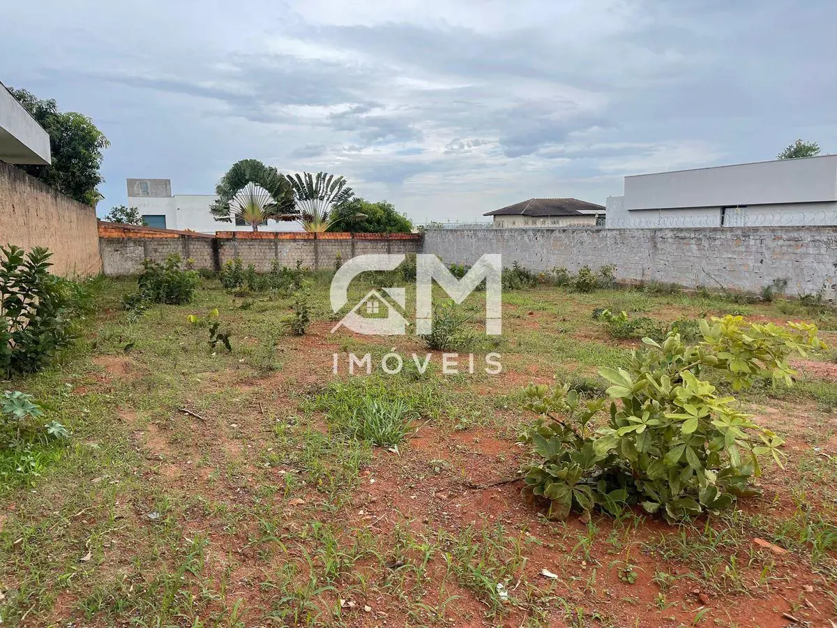 ACEITA FINANCIAMENTOÁREA TOTAL: 800m²Excelente lote na região do Taquari, poucos...