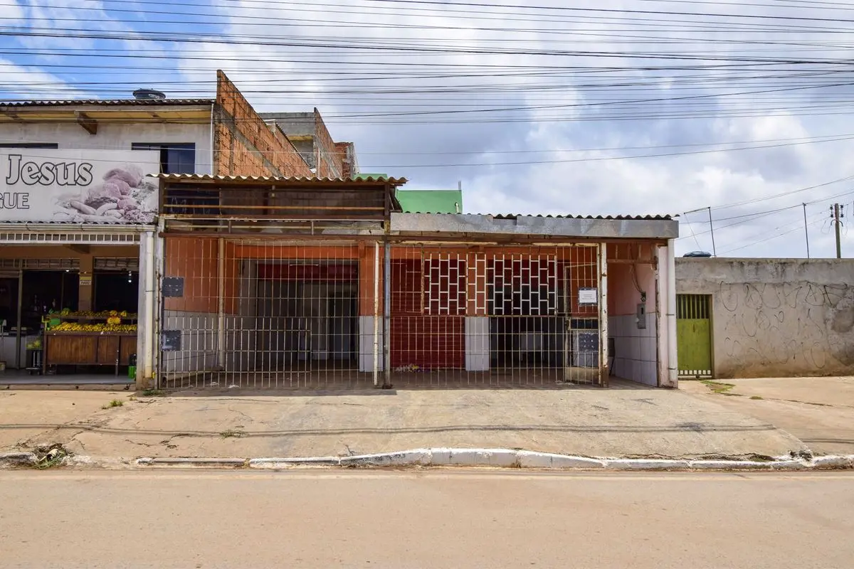 Oportunidade Imperdível na Estrutural - Setor Oeste! O imóvel ideal para morar o...