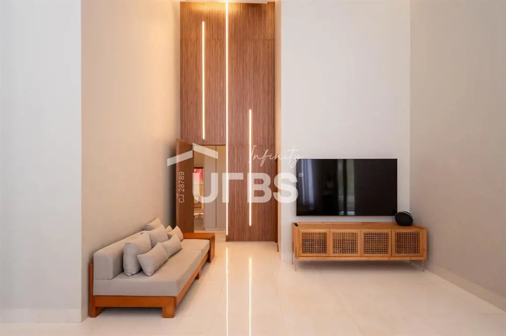 COD U-0013982 - Casa térrea mobiliada no Portal do Sol Green, 4 suítes e piscina...