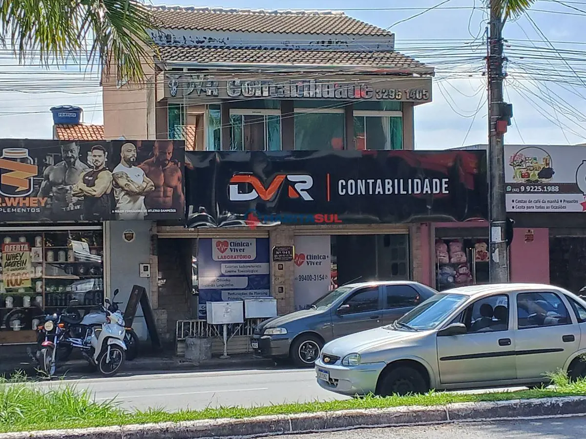 Galeria com 06 salas térreas, mais uma no piso superior dos fundos, sendo todas ...