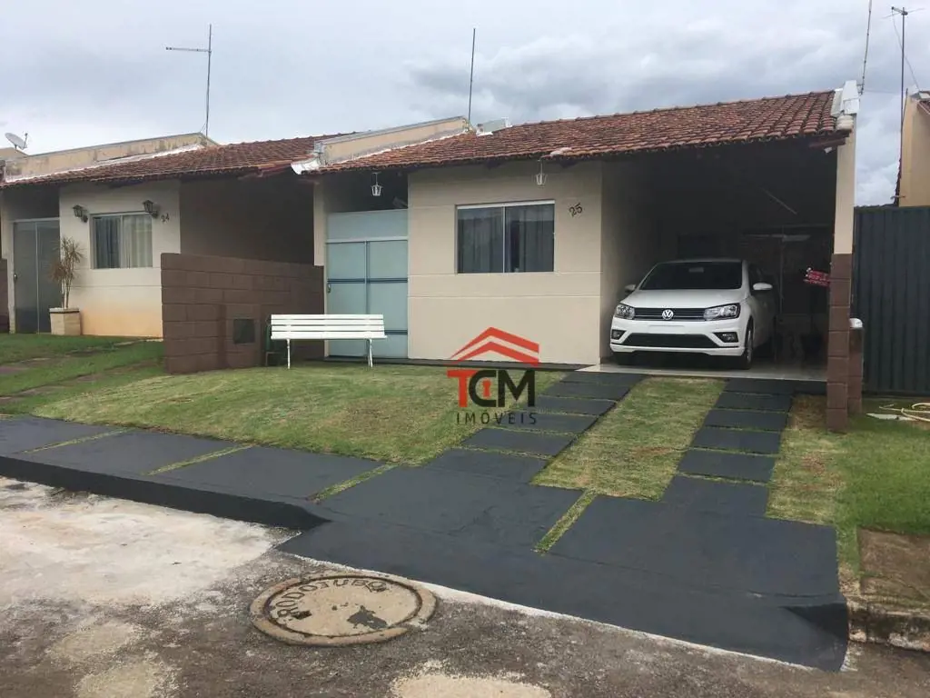 Condomínio Solar do BosqueCasa- área construída 80m² 2Q 2 banheiro 2 vagas de ga...