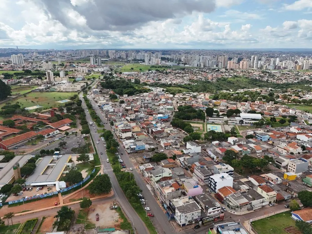 Oportunidade Única: Lote na Principal Avenida do Areal para Construção de Prédio...