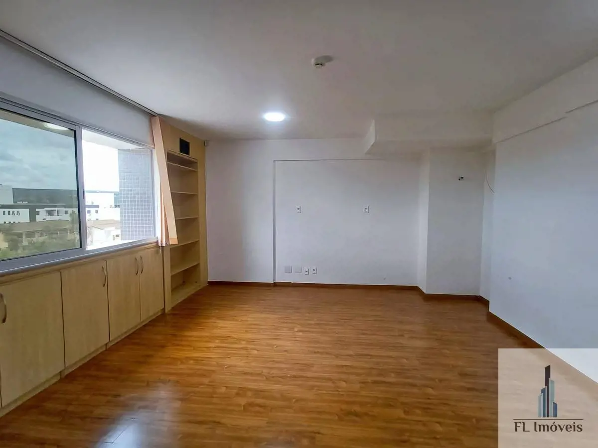 Sala Comercial no Edifício Le Office - Excelente Localização!Localização Privile...