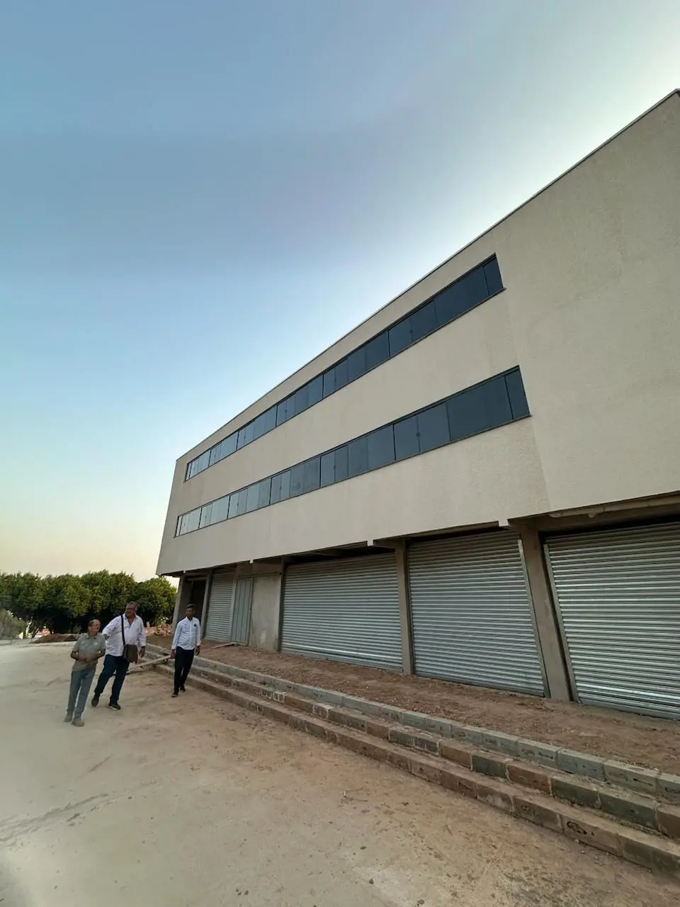 Área construída livreSUBSOLO 150 m2+ GaragemLoja 320 m21 andar. 420 m22 andar. 4...