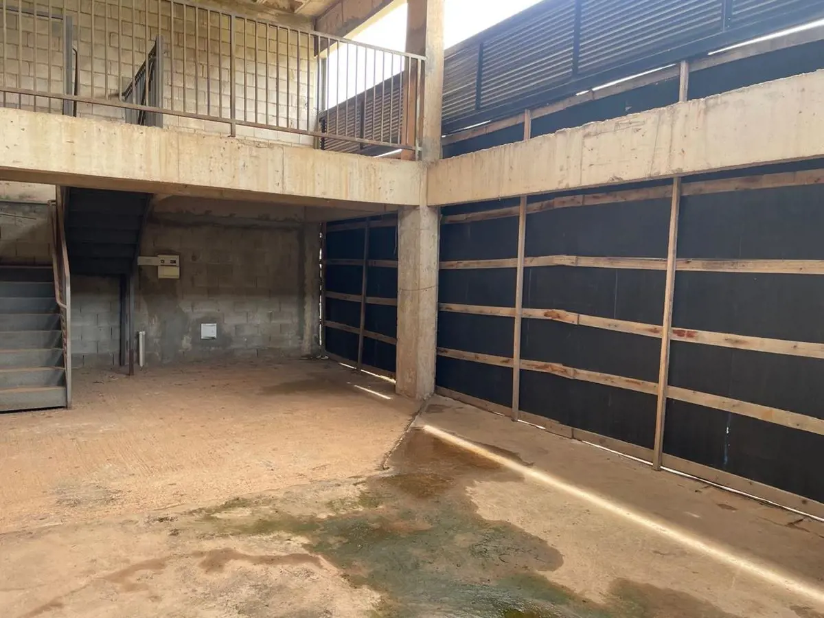 VENDE - SE LOJAS NOS RESIDENCIAL KIMBERLEY PLAIN EM TAGUATINGA SUL EM FRENTE A F...