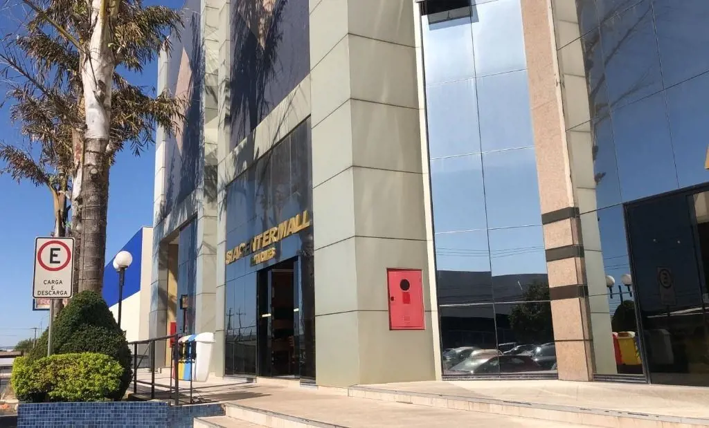 Sala Comercial à Venda no Ed. SIA Centro Empresarial | SIA Trecho 3Se você busca...