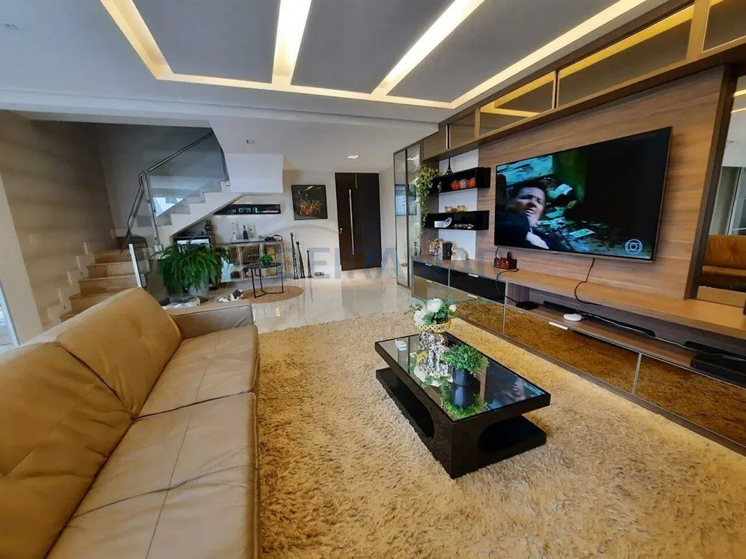 Apartamento de 3 Suítes com Escritório, 4 Vagas e 245m² no Residencial Premiere ...