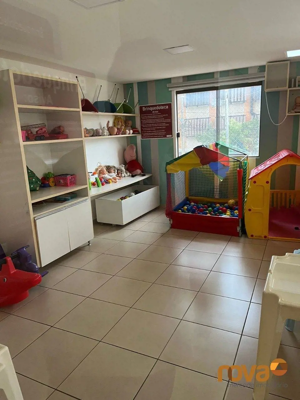 Apartamento com 3 quartos 1 suite no Jardim Goiás, Andar alto, Nascente, Sala pa...