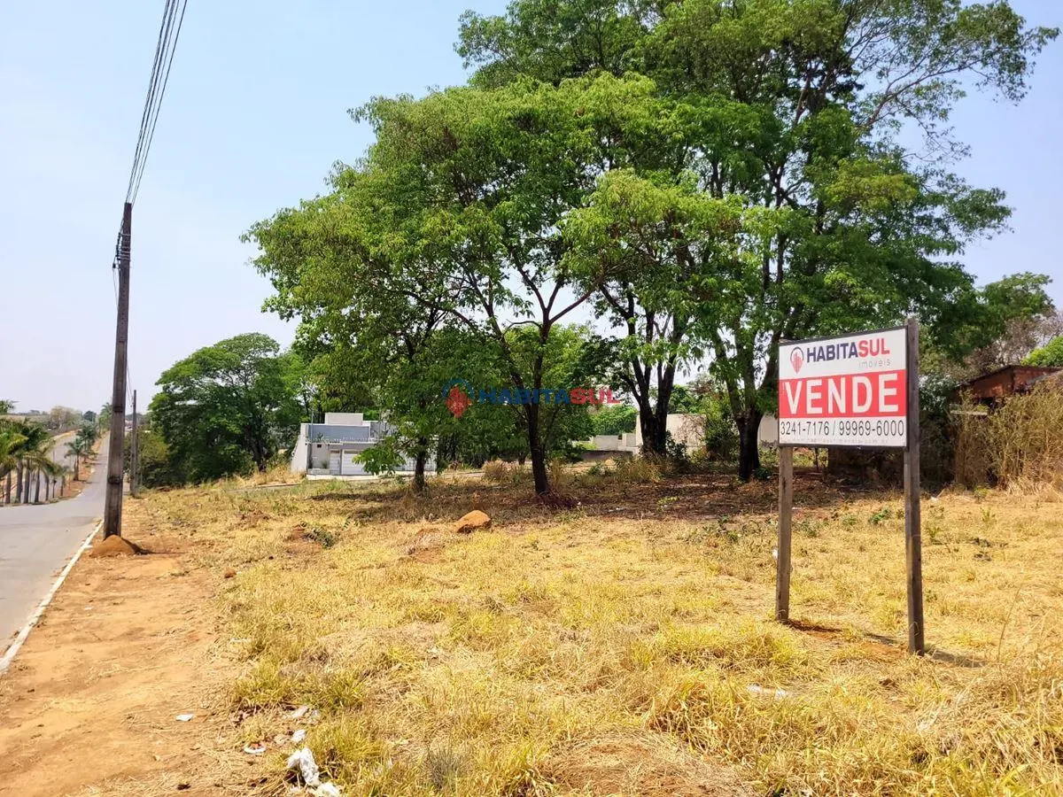 2 lotes 05 e 06, 35,60 m² frente para avenida. 19/11/24