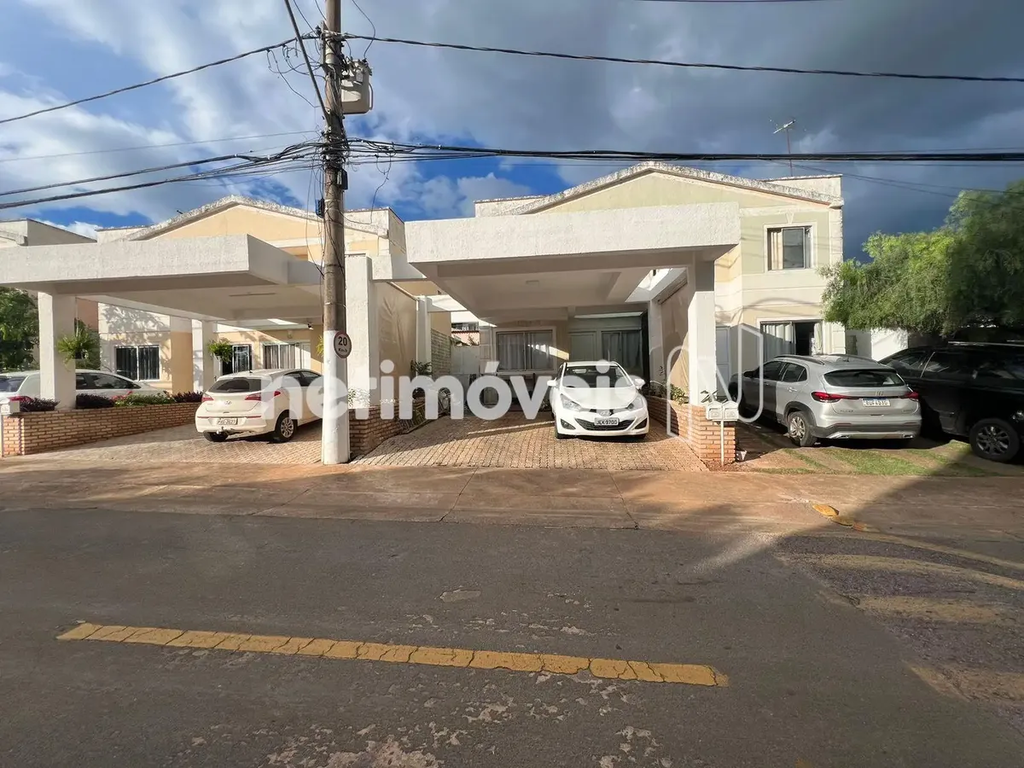 Mangueiral, Casa Reformada à Venda | garagem | aceita permuta Venha conhecer est...