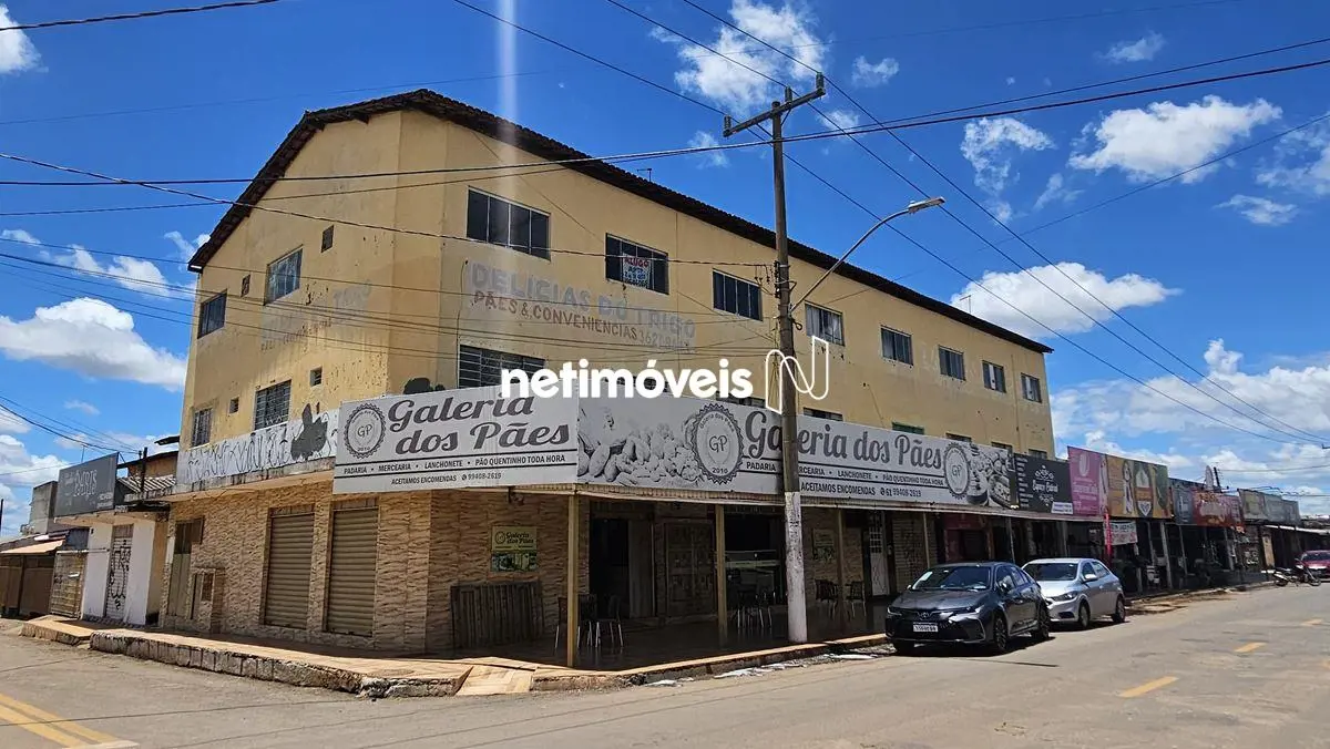 Prédio Comercial e Residencial: Oportunidade de Renda Mensal Garantida!Imóvel co...