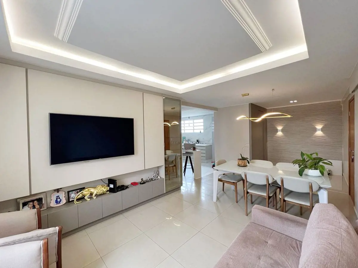 Apartamento reformado em 2023 de 3 quartos, sendo 2 suites , lavabo , area de la...