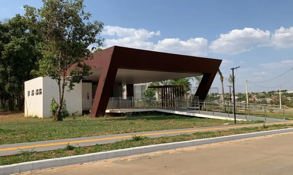 Terreno Aldeia do Parque. Região central do condomínio. Próximo a área de lazer....