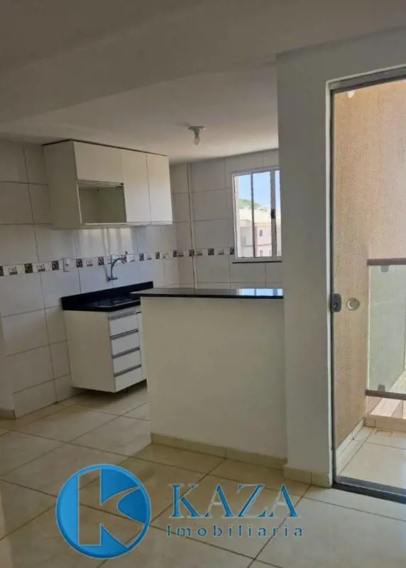Apartamento em condomínio fechado com lazer completo e portaria 24h. Dispõe de d...