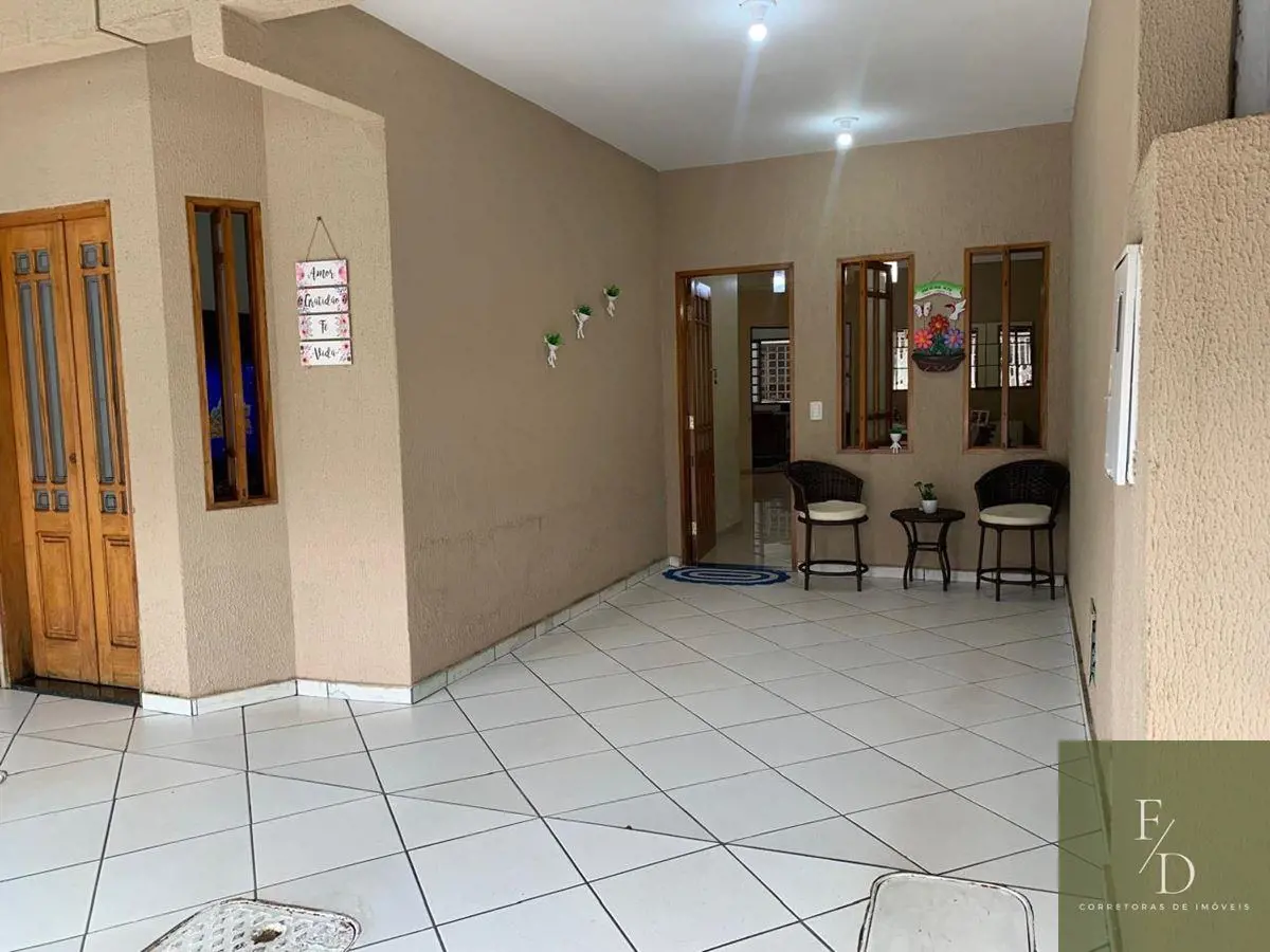 Oportunidade!!Se você procura uma casa aconchegante , que tenha uma ótima locali...