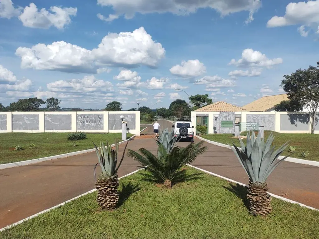 Vendo lote de 2.500m em condomínio residencial do Park Way.Sua casa em lugar seg...