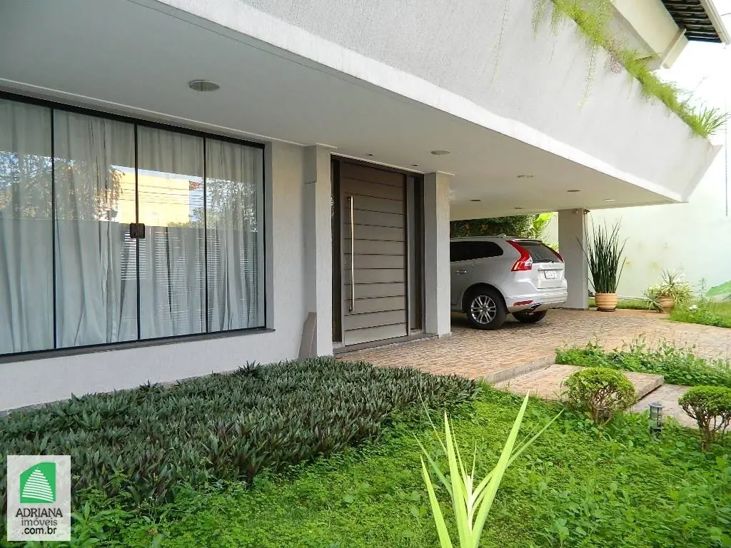 SOBRADO COM 4 SUITES , 3 SALAS AMPLAS, LAVABO, COPA, COZINHA, DEC, ÁREA DE SERVI...