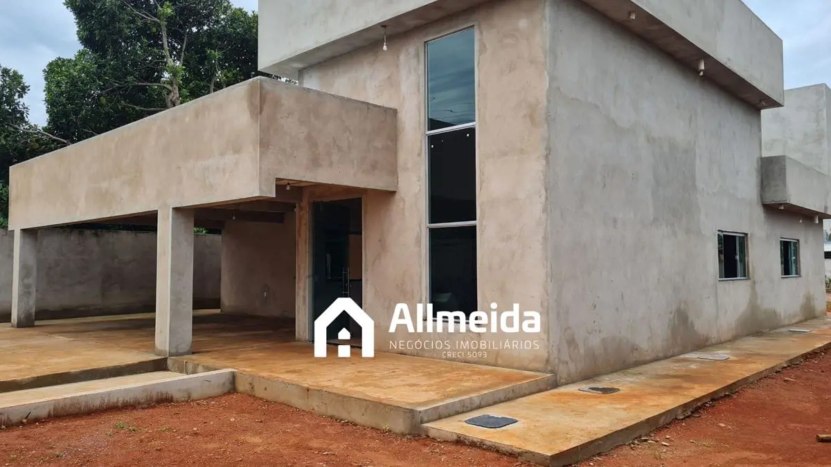 VENDO LINDA CASA MODERNA EM FASE DE ACABAMENTO COM FACHADA IMPONENTE NO CONDOMÍN...