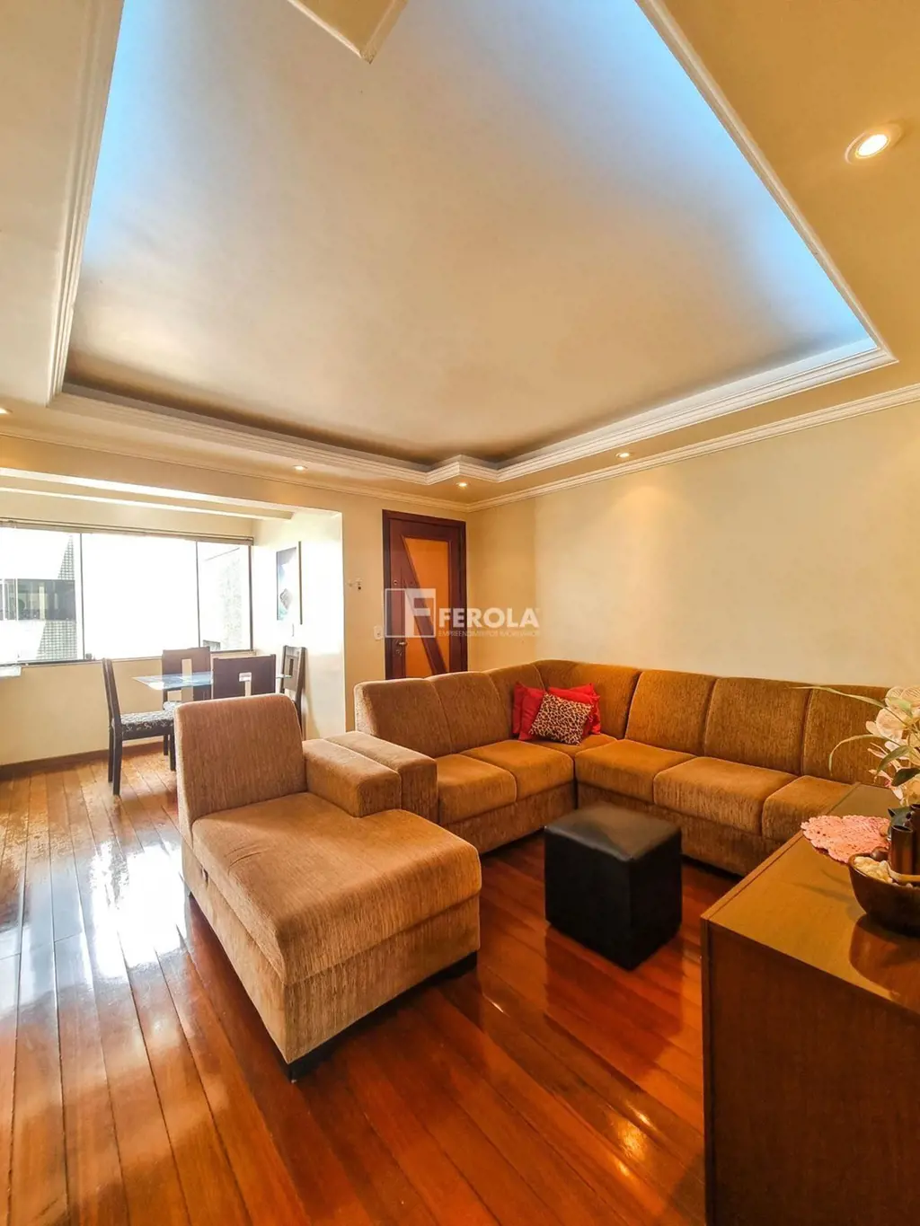 QELC 04- 2 QUARTOS- VAZADO- VAGA -FINANCIAMENTO: 98112-5546FEROLA VENDE EXCELENT...