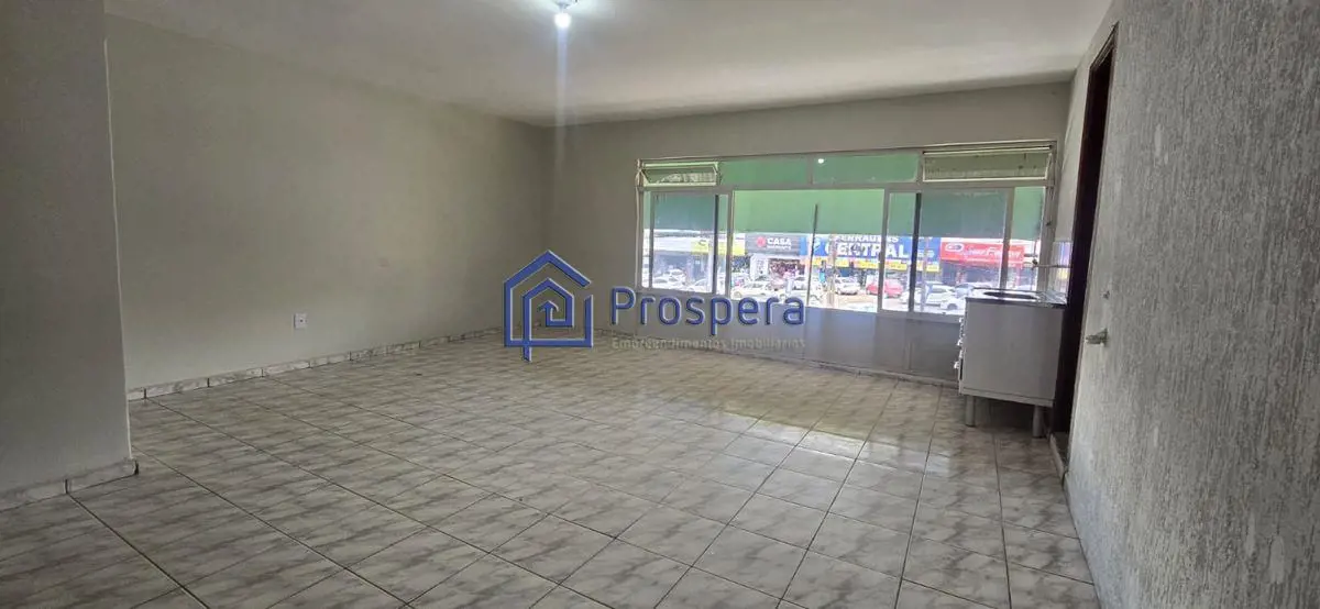 AVENIDA CENTRAL LOTE 595 NUCLEO BANDEIRANTE Aluga kitnet no prédio do Boti... 05...