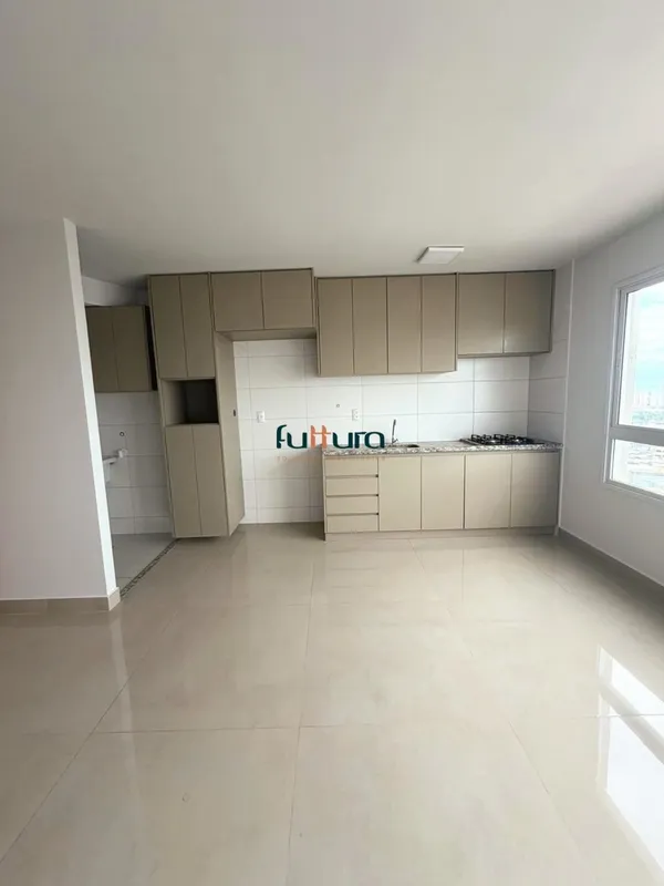 Ótimo apartamento, andar alto, nascente.Excelente sala para 2 ambientes, integra...