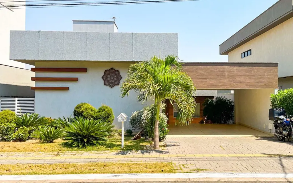 Linda Casa no Condomínio do Lago com 3 suítes sendo 2 americanas Escritório Sala...