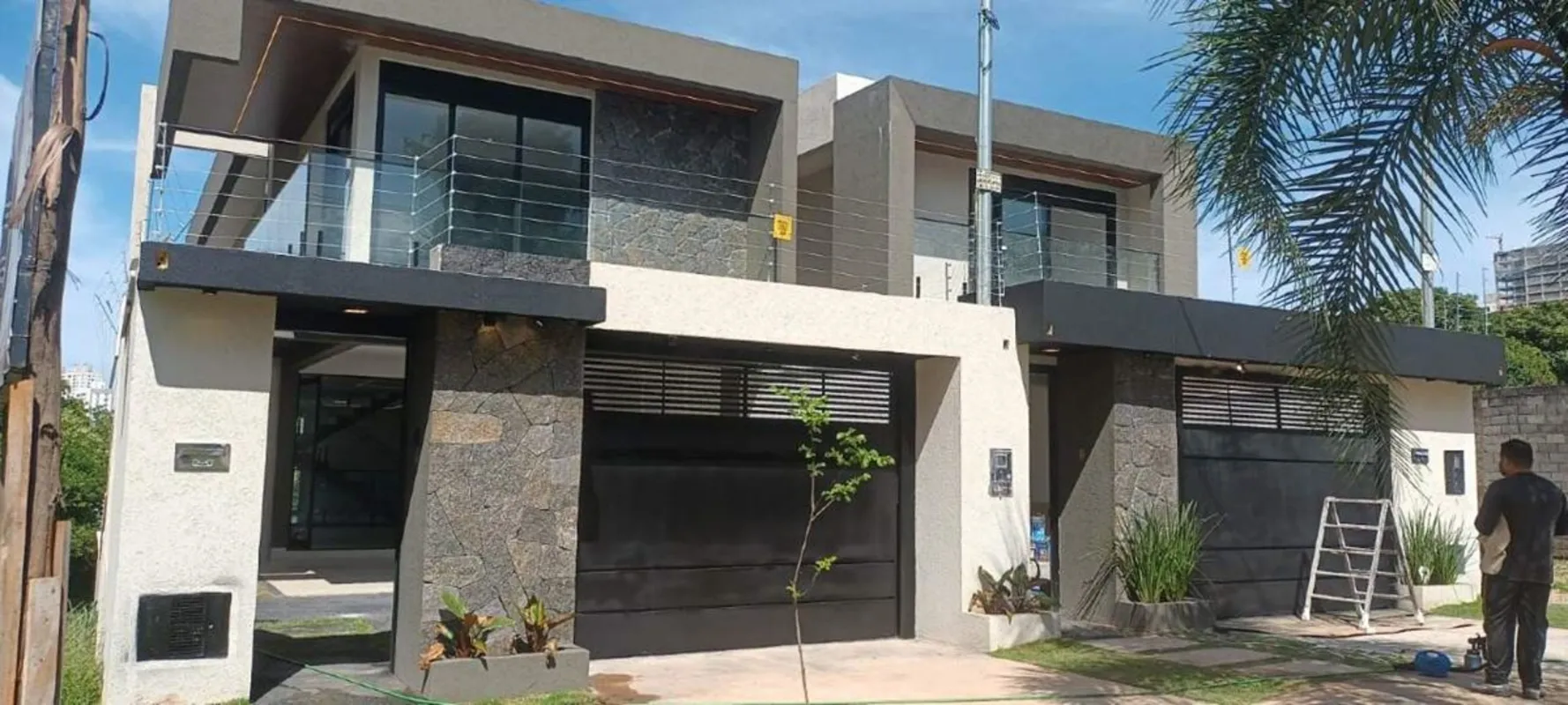 Lindo sobrado no Jardim Atlântico em fase final de acabamento. Pavimento subsolo...