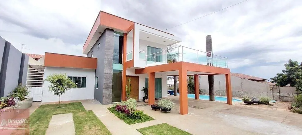 Sobrado com 3 suítes no Residencial Van Gogh - Quadra 10 Conjunto 17 SHVPPróximo...