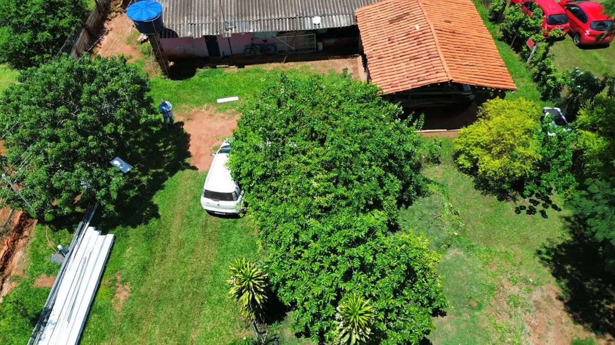 Oportunidade! Vendo chácara em condomínio fechado, situado em Núcleo rural - Faz...
