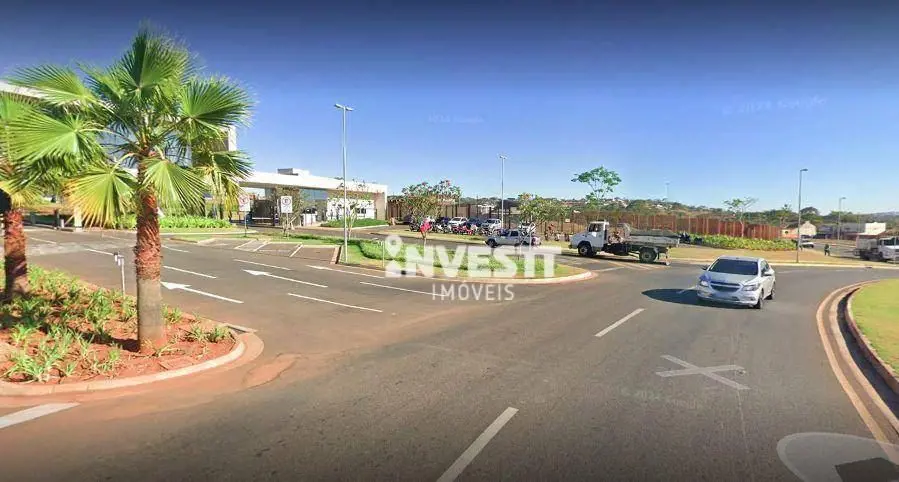 LOCALIZAÇÃO:Excelente lote no Plateau Dor Privilege com 640m², ótima localização...