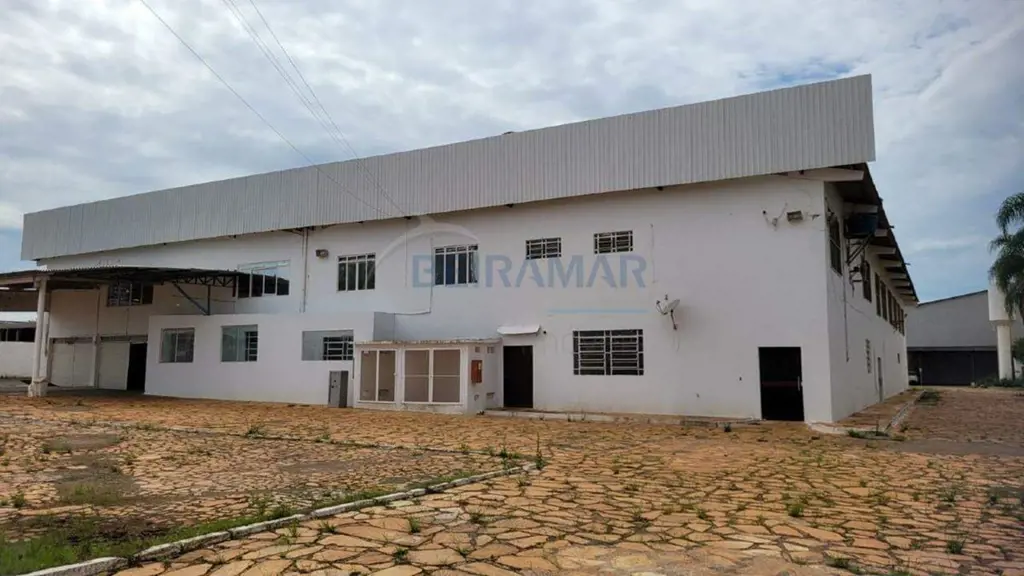 Galpão de 6.000m ás margens da 070 À Venda na CeilândiaCaracterísticas do Imóvel...