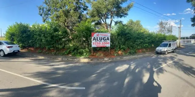 Área de frente para avenida , composta de 03 lotes, esquina, sendo o lote 05 411...