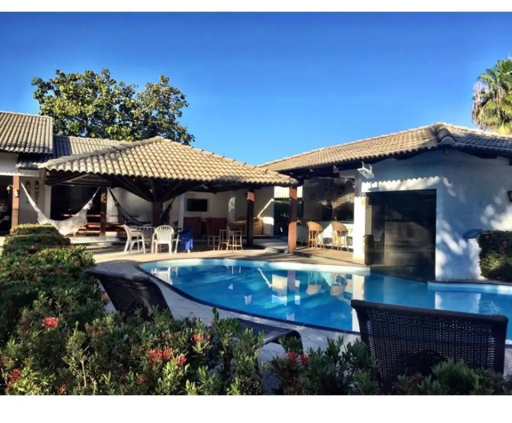 Casa mobiliada no condomínio Sol do Araguaia - Aruanã/GoCasa composta por 6 suít...