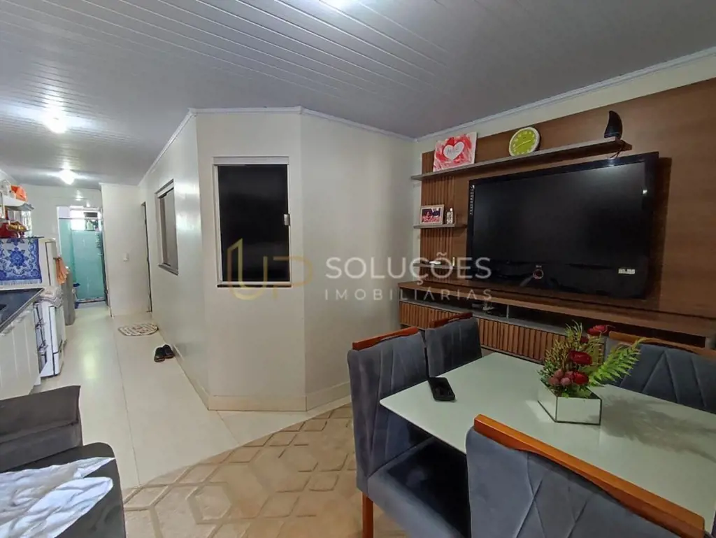 2 Quartos | Armários | 2 Vagas | Portão eletrônico | Área privativa: 55m² | R$16...