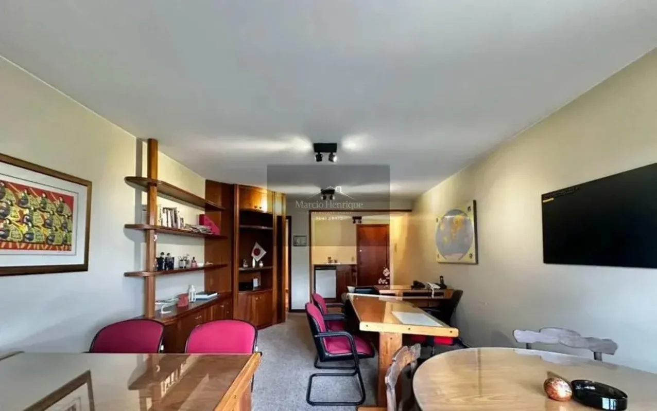 CENTRO EMPRESARIAL BRASILIASala padrão à venda na Quadra 701, SRTVS Conjunto D B...