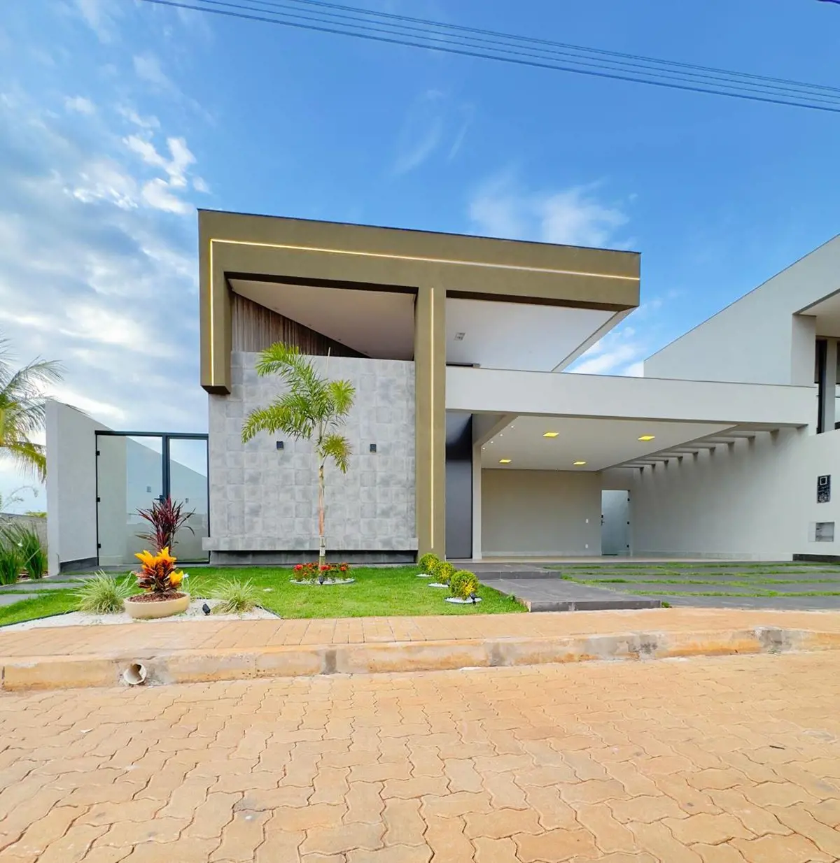 MANSÃO MODERNA NA RUA DO CT – PONTE ALTA NORTE (GAMA)Oportunidade de morar em um...