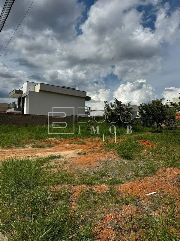 ?? 504m² - Dimensão: 14x36?? 100% Escriturado?? IPTU e taxas de condomínio em di...