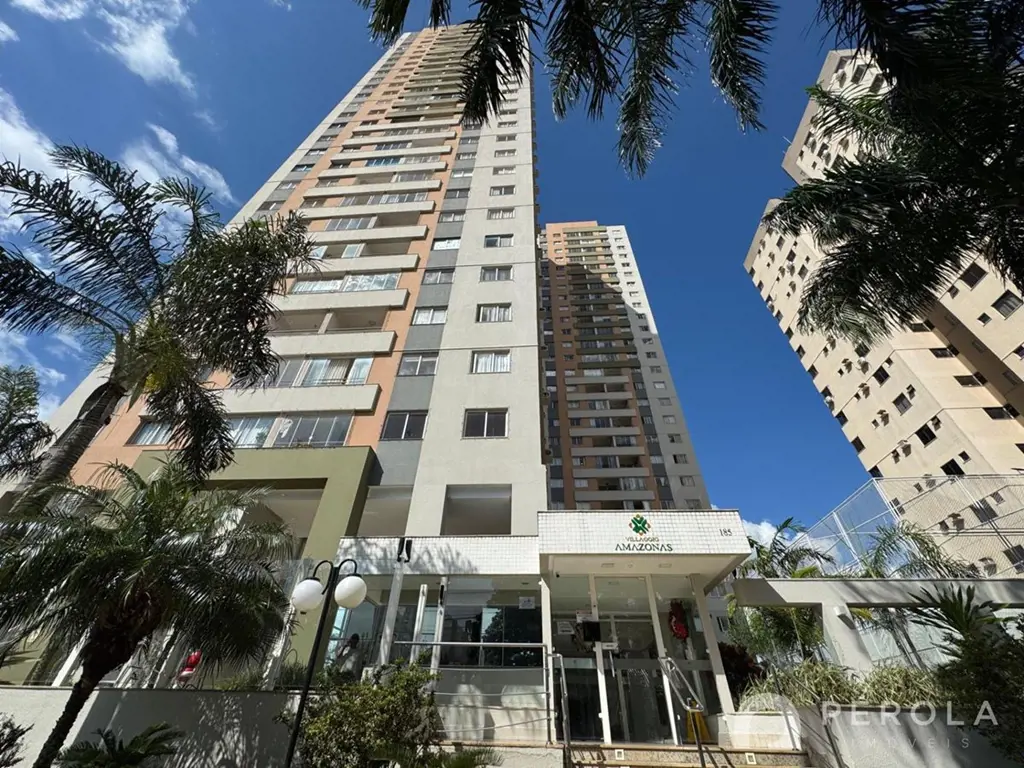 Apartamento com três quartos sendo uma suíte, sala para dois ambientes, ampla sa...