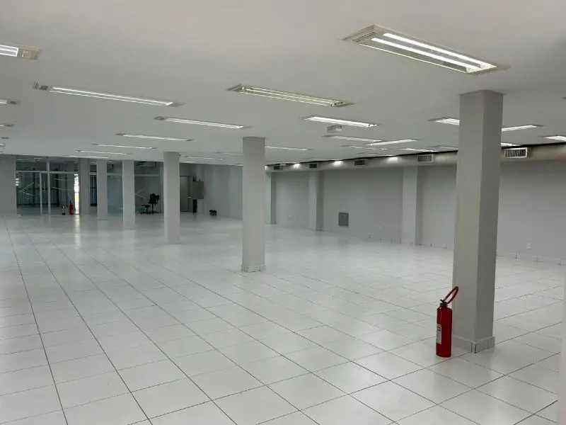 HENRIQUE: 9 8 1 9 8-4 2 4 0 (whatsapp) Prédio comercial onde funcionava agencia ...