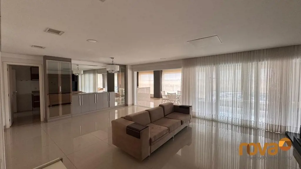 Apartamento 4 quartos, 4 suítes, no Setor Marista, SEMI MOBILIADO ,Andar Alto, N...