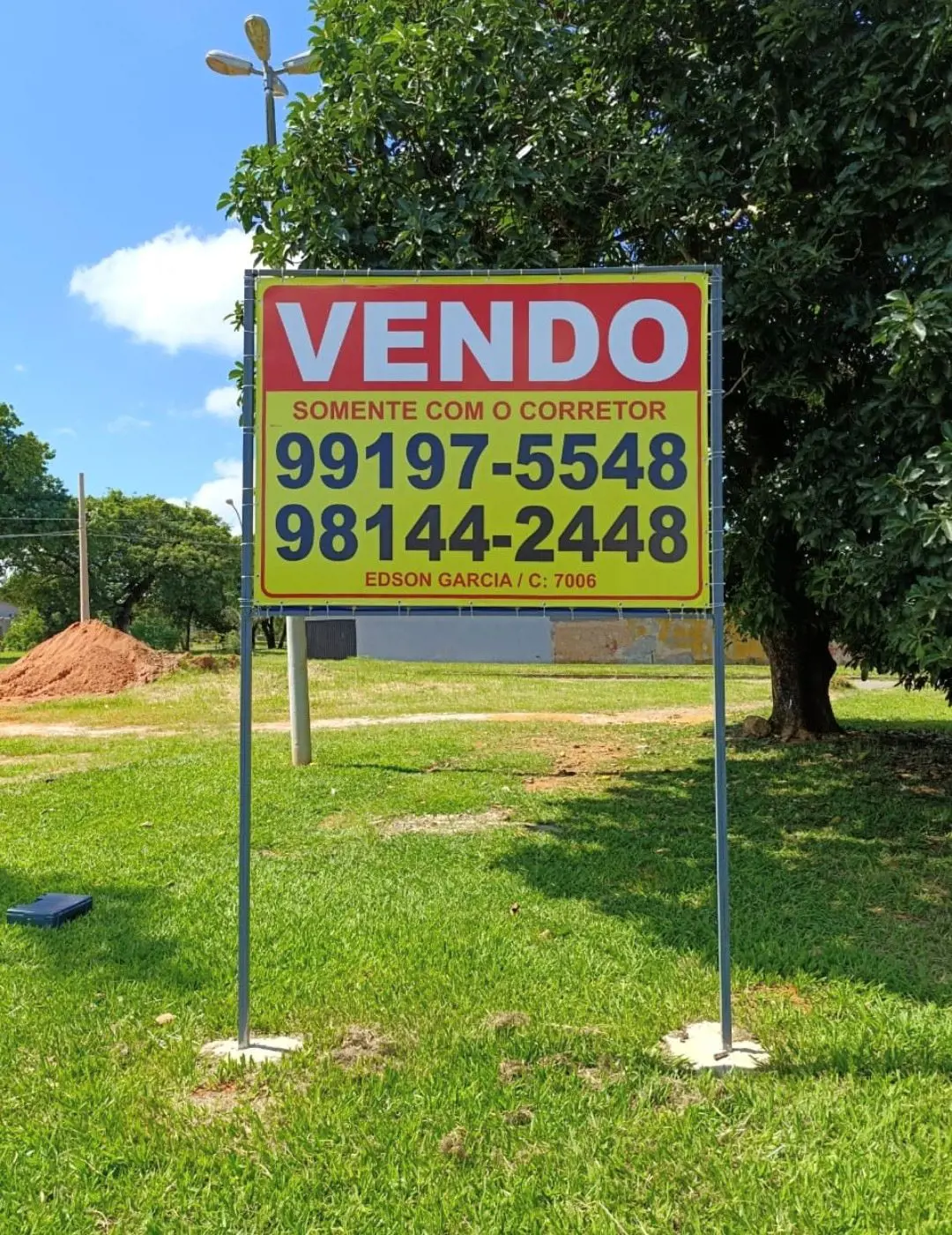 Lote Comercial/Residencial, com gabarito para 6 pavimentos, obrigatório loja (s)...