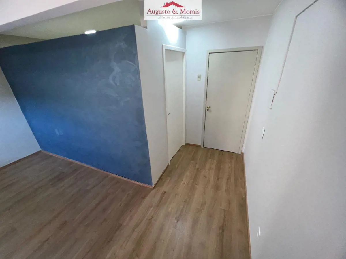 Alugo kit de 40 m² no Sof Norte, Zona industrial.Sala conjugada com a cozinha, q...