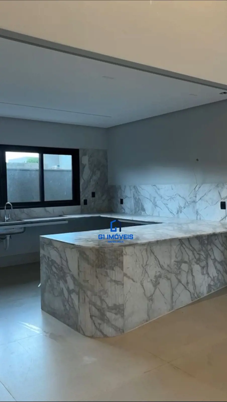 Apresentamos a Casa Térrea no Jardins Itália, um imóvel de alto padrão, com 800m...