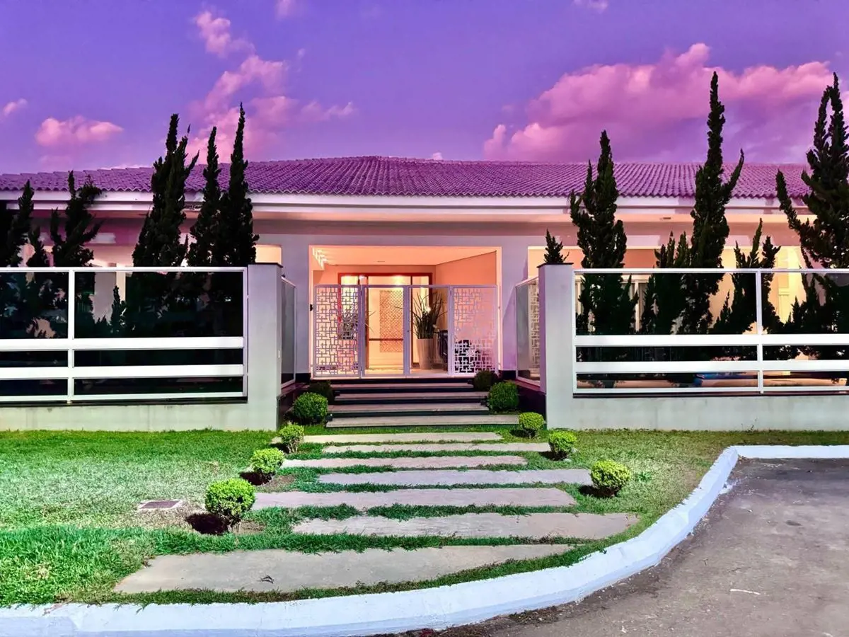 Mansão no Park Way – SMPW Quadra 5Uma verdadeira casa dos sonhos, unindo luxo, c...
